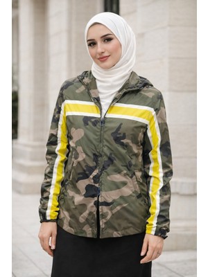 Mastiff Kadın Asker Desenli Sarı Baskı Detaylı Yağmurluk