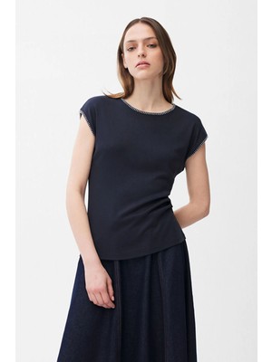 adL Yakası Nakışlı Bluz Lacivert 11546588000