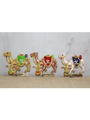 Uravas Store Swaroski Deve Figürü Magnet ALK3847