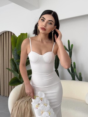 Ru Collective Dominic Eteği Büzgülü Midi Boy Elbise