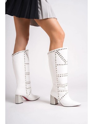 Ayakkabı Ateşi Beyaz Cilt Tasarım Trok Detaylı Kadın Çizme Alçak Topuklu Ayakkabı Lotus