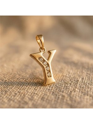 Zeino Y Harfi Zirkon Taş Detaylı Kolye Ucu - 14K Altın Rengi Kaplama, 1,9 cm