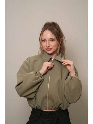 Boutich Kadın Haki Oversize Fermuarlı Bomber Ceket – Salaş Crop Model