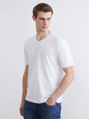 LC Waikiki Lcwaıkıkı Classic Beyaz V Yaka Penye Erkek Tişört