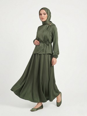 Foremia Omuz Aksesuar Detay Saten Etekli Takım-Haki -