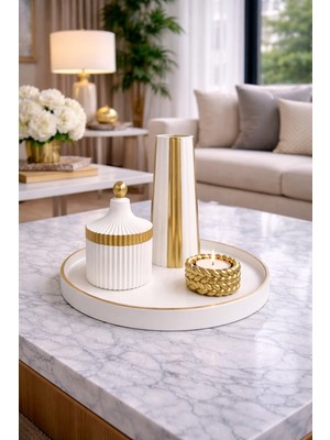 Nox Atelier Beyaz & Altın Dekoratif Mumluk Seti – Tepsi Üzerinde 3’lü Lüks Salon Aksesuarı