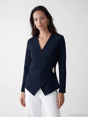 LC Waikiki Lcw Everyday Lacivert Kruvaze Yaka Metal Aplikeli Bluz