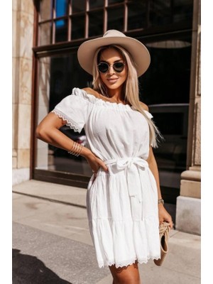 Emh Store Kadın Dantel Detaylı Madonna Yaka Beli Kuşaklı Keten Kumaş Elbise