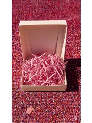 Orbak Kağıtçılık Beyaz Karton Takı Kutusu + Pembe Kırpık Kağıt – Kapaklı Kolye Bileklik Kutusu 10 Adet 9,5x9,5 x 2 cm