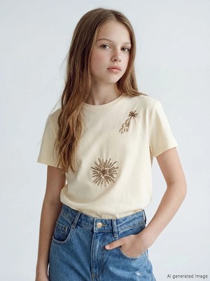 LC Waikiki Lcw Kids Sarı Bisiklet Yaka Boncuklu Kız Çocuk Tişört