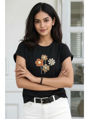 Mamayaga Kadın Bisiklet Yaka Jersey Pamuklu Çiçek Nakışlı Kısa Kol Spor Şık Bluz