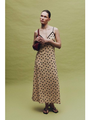 DeFacto Kalp Yaka Puantiyeli Bürümcük Askılı Maxi Elbise H0808AX26SP