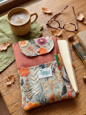 Tadsy Sonbahar çiçek desenli Kitap Kılıfı Şık ve Koruyucu Cepli Kitap Kılıfı Çok Amaçlı Çanta Hediye 19X25 cm