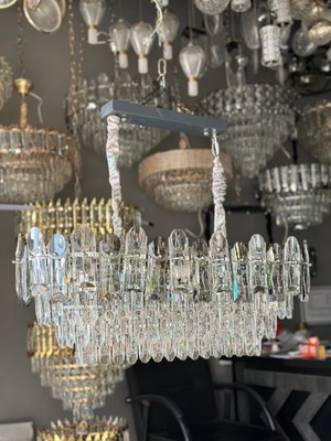 LED Yeni Model Oval Kristal Lüx Salon Avize Krom Renk Ithal Kasa