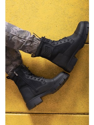 Riccon Siyah Erkek Bot 0012638 Kışlık ve Su Geçirmez Malzeme ile Rahat Kullanım Sunar