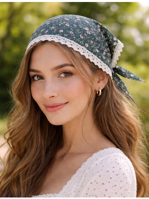 Dantel Detaylı Çiçek Desenli Pamuklu Bandana – Bağlamalı Kadın Saç Bandı / Vintage & Bohem Stil