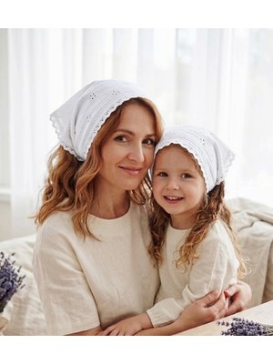 Mufin Collection Anne Kız Kombin Üçgen Muslin Bandana | Dantelli – Pamuklu Kumaş