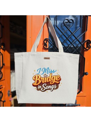 Bumudur Aksesuar Turuncu Köprü Logo Eğlenceli Stil Tasarımı ve Modern Şarkılardaki Baskılıı Naturel Kanvas Bez Çanta Sap Beyaz Cırt Cırtlı Suluk Tutuculu - Büyük