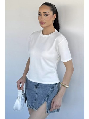 Gülseli Kadın Bisiklet Yaka Yan Büzgü Detaylı Tişört P-00020971