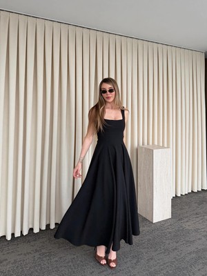 Laluvia Siyah Beli Fiyonklu Prenses Model Elbise - 3333