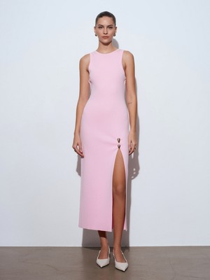 Dilvin 90255 Aksesuar Detaylı Yırtmaçlı Triko Elbise-Pembe