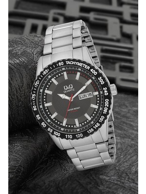 Q&Q Erkek Kol Saati 3F104 Metal Siyah