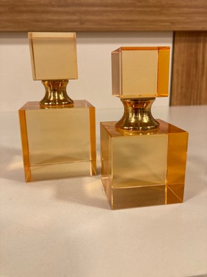 Plus Home Dekoratif Kristal 2'li Şişe Kare Model Renk Bal Yükseklik 10 ve 8 cm
