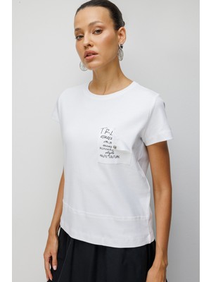 On Kadın Yazı Detaylı Sıfır Yaka Pamuklu T-Shirt 71464 Beyaz
