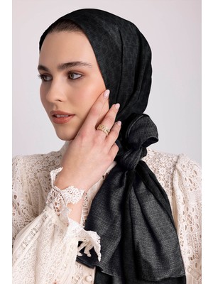 AYSHARA Katre-I Zerâfet Monogram Düz Desenli Çift Taraflı Şal - Siyah