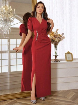 Mareandpanda Kadın Kısa Kollu Kruvaze Yakalı Belden Çiçek Aksesuarlı Yırtmaçlı Ithal Krep Elbise