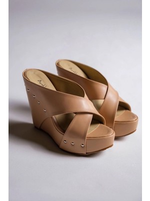 Ayakkabı Ateşi Sareks Nude Cilt- Gümüş Trok Dolgu Topuklu Terlik