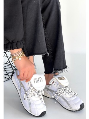 Bluefeet Beyaz Cilt Bağcıklı Paraşüt Detaylı Spor Ayakkabı