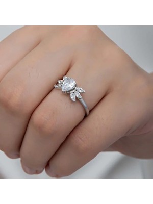 Inure Jewelry Gümüş Damla Zirkon Taşlı Kadın Yüzük