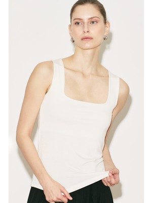 Manuka Easy Kolsuz Kare Yaka Bluz Ekru