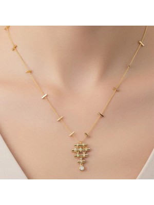 Stil Incisi/ Ervelina Zirkon Taşlı Kolye