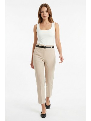Rays Bej Kemerli Düz Paça Pantolon 7012A