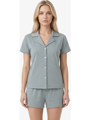 Cottonhill Gri Puantiyeli Yumuşak Dokulu Gömlek Yaka Kadın Şortlu Pijama Takımı