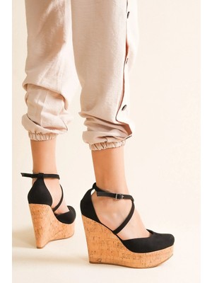 Ayakkabı Ateşi Mantar Siyah Süet Kadın Dolgu Topuklu Ayakkabı