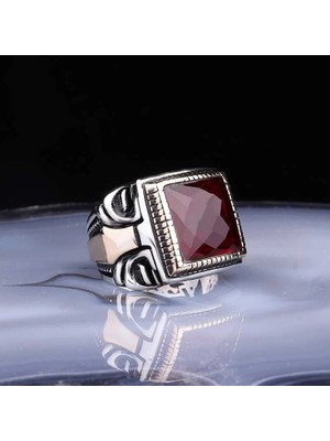 Inure Jewelry Gümüş Kare Fasetli Bordo Taşlı Erkek Yüzük