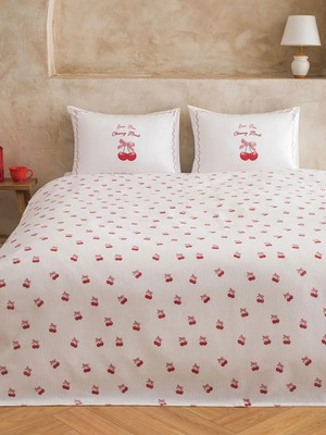 LC Waikiki Kiraz Desenli Çift Kişilik Pike Takımı  (S6)