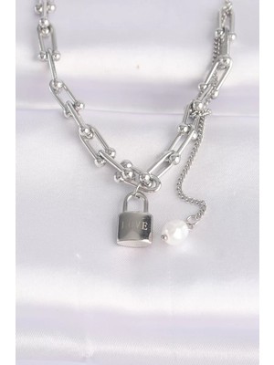 Uravas Store Çelik Zincir Gümüş Renk Zincirli Love Yazılı Kilit Kolye - TJ-BKO8633