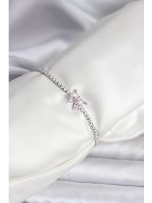 Uravas Store Model Zirkon Taşlı Gümüş Renk Pirinç Su Yolu Kadın Bileklik - TJ-BB8103