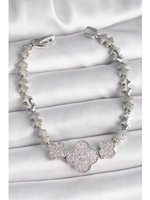 Uravas Store Pirinç Gümüş Renk Zirkon Taşlı Yonca Model Zincir Model Kadın Bileklik - TJ-BB6823