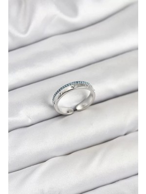 Uravas Store Pirinç Gümüş Renk Sıralı Zirkon Taşlı Kutup Yıldızı Model Kadın Yüzük - TJ-BYK3837