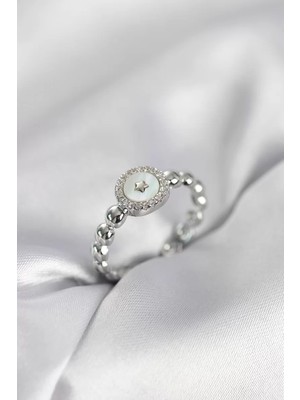 Uravas Store Gümüş Renk Sedefli Yıldız Model Zirkon Taşlı Kadın Yüzük - TJ-BYK4008