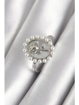Uravas Store Pirinç Gümüş Renk Portre Gül Model Inci Detay Kadın Yüzük - TJ-BYK3064