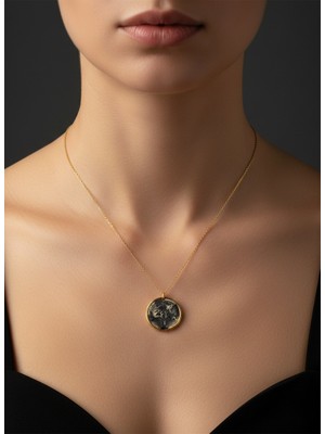 G&A Jewels Kök ve Kanat 925 Ayar Oksitli Yaldız (Altın) Kaplama Gümüş Kolye