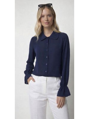 Fumel Kadın Lacivert Büzgülü Kol Dantenli Yaka Detaylı Dokuma Gömlek