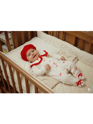 Coşay Bebe Kız Bebek Kırmızı Detaylı Şapkalı Tulum Seti