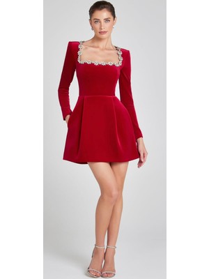 Hanife Glam Couture Hanife Glam Kare Yaka Taşlı Mini Kadife Elbise